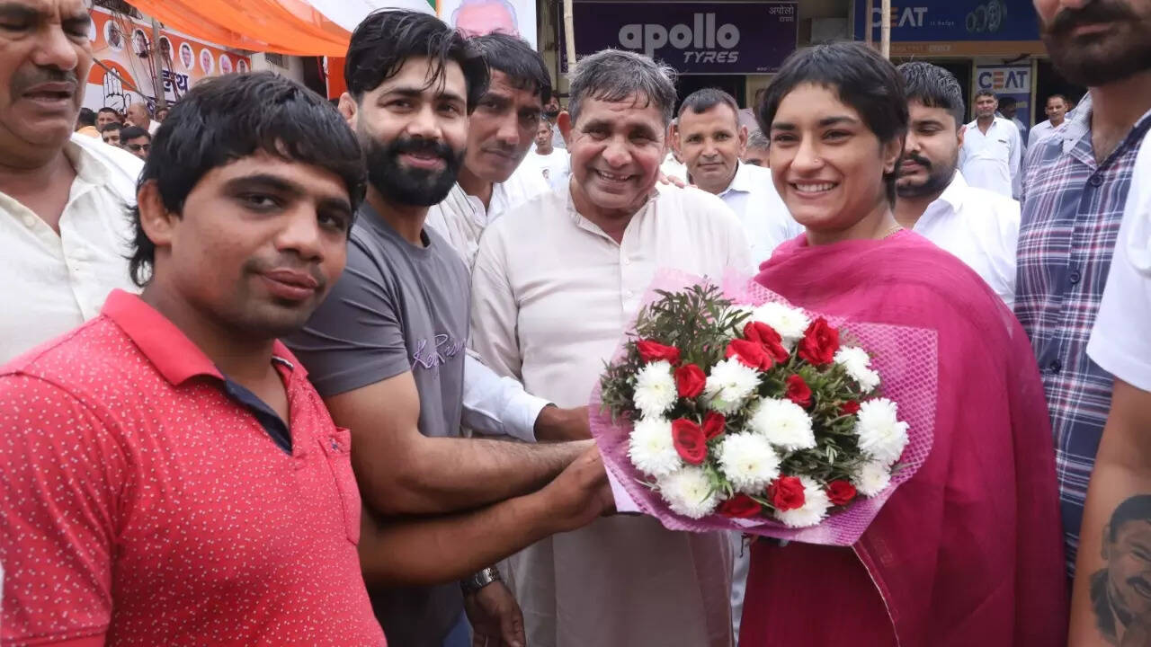 कितनी है चल संपत्ति