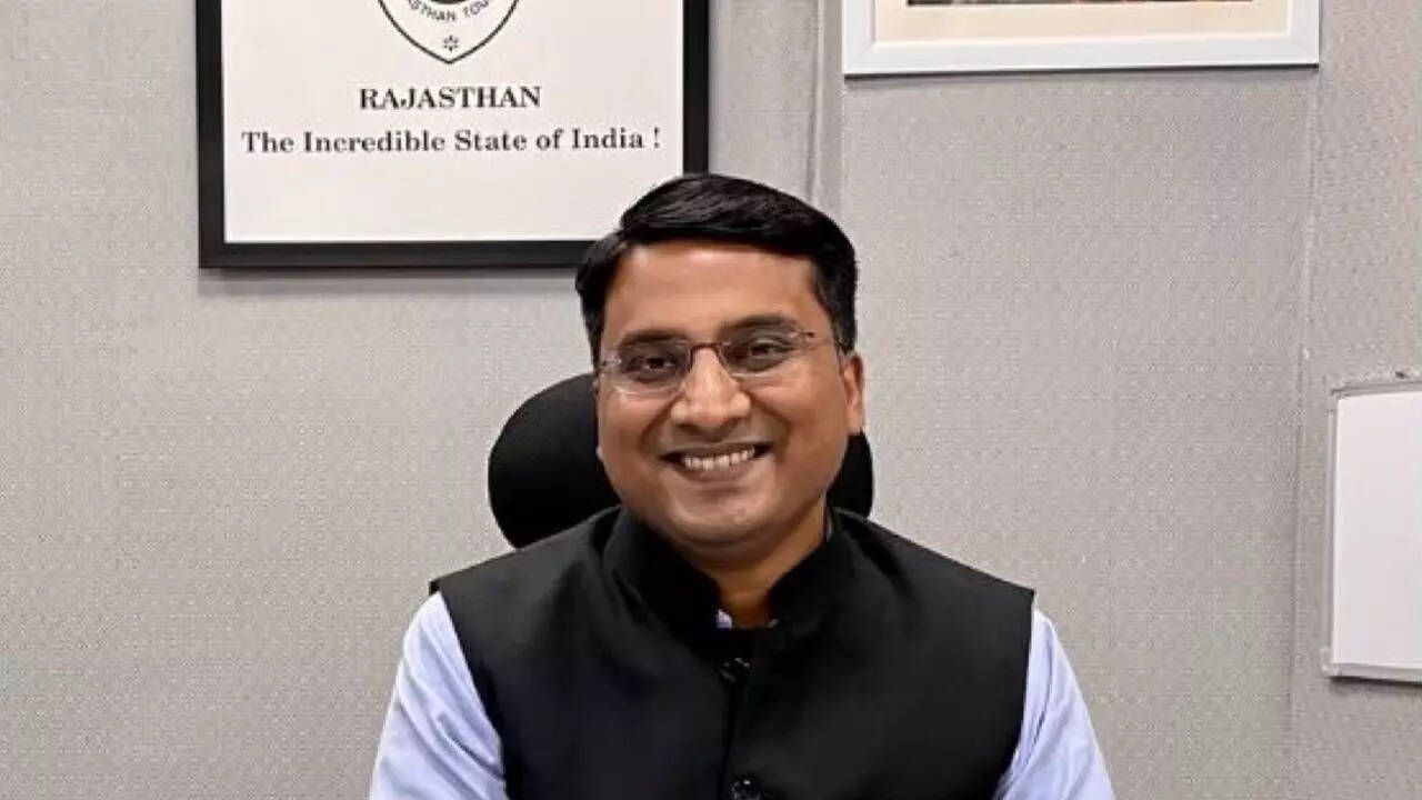संसद में अनुवादक रहे