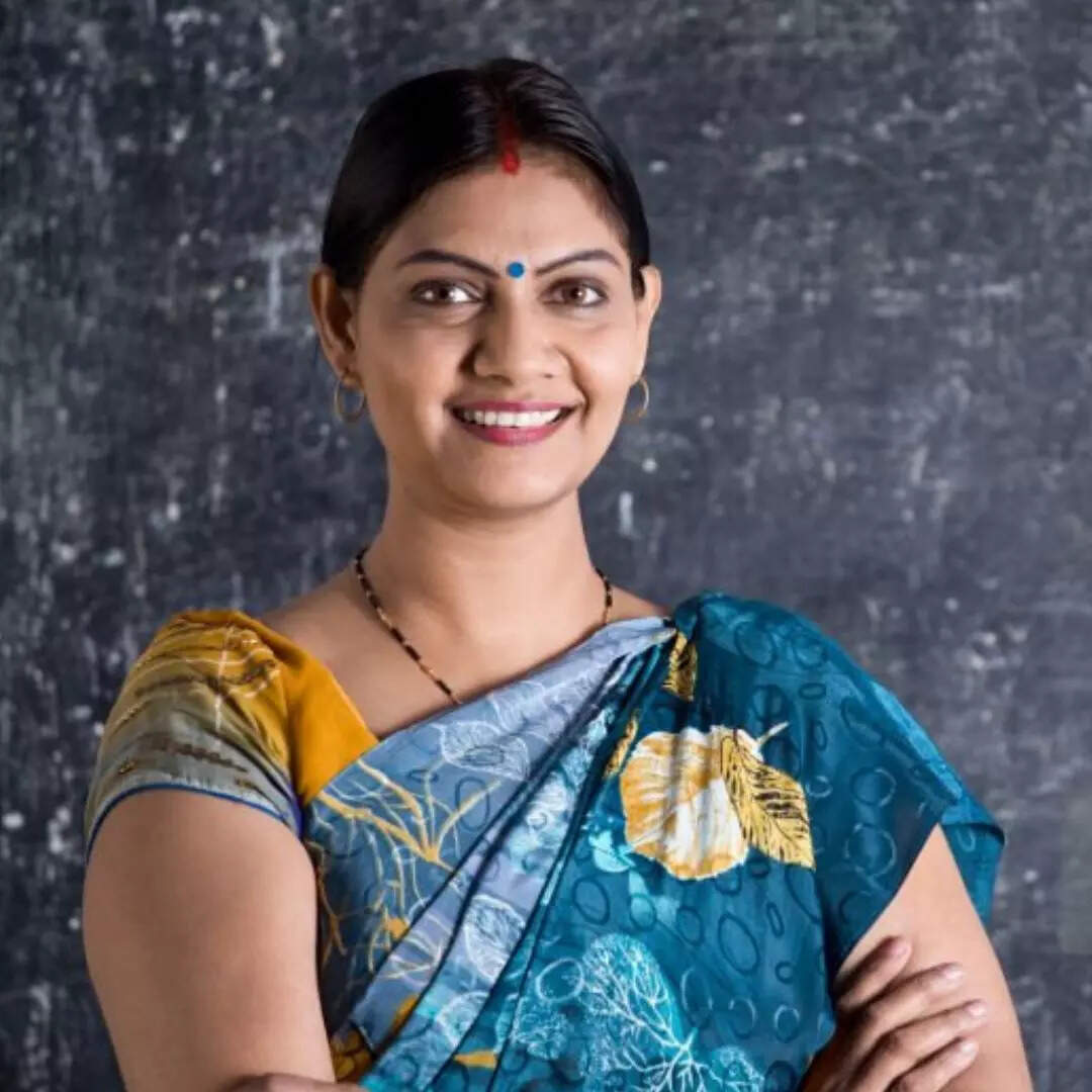 कितनी होती है प्राइमरी टीचर की सैलरी?