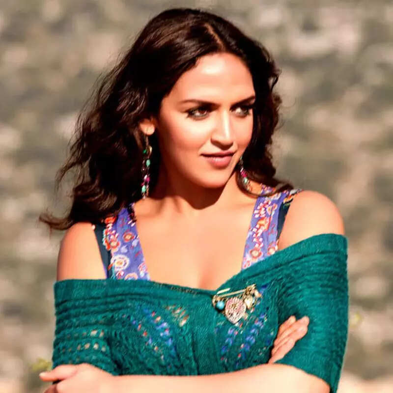 ईशा देओल Esha Deol को आया गुस्सा