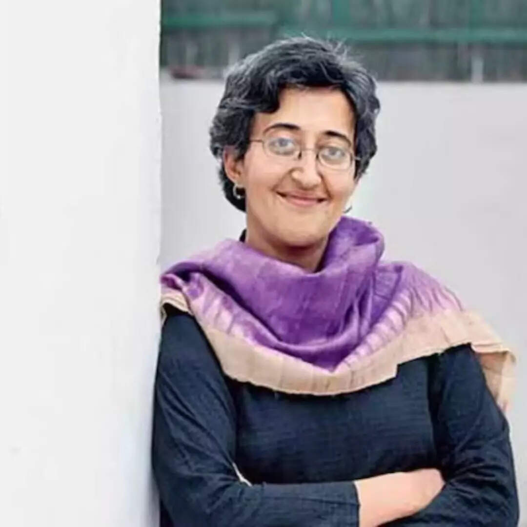 बेहद लो प्रोफाइस हैं आतिशी के पति