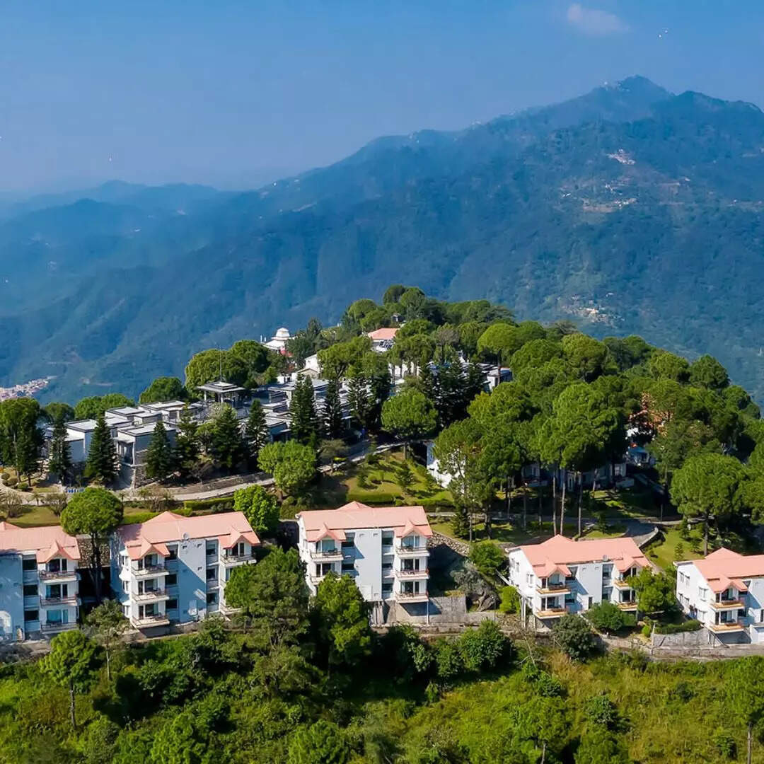 ​मोक्ष हिमालय स्पा रिजॉर्ट परवाणू​