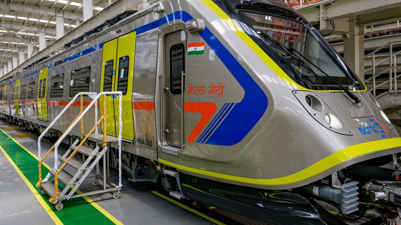 ​मेरठ मेट्रों में व्हीलचेयर ले जाने की सुविधा​