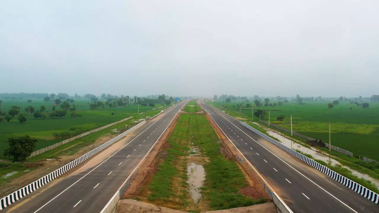 ​पैकेज 1 कितना किमी का​
