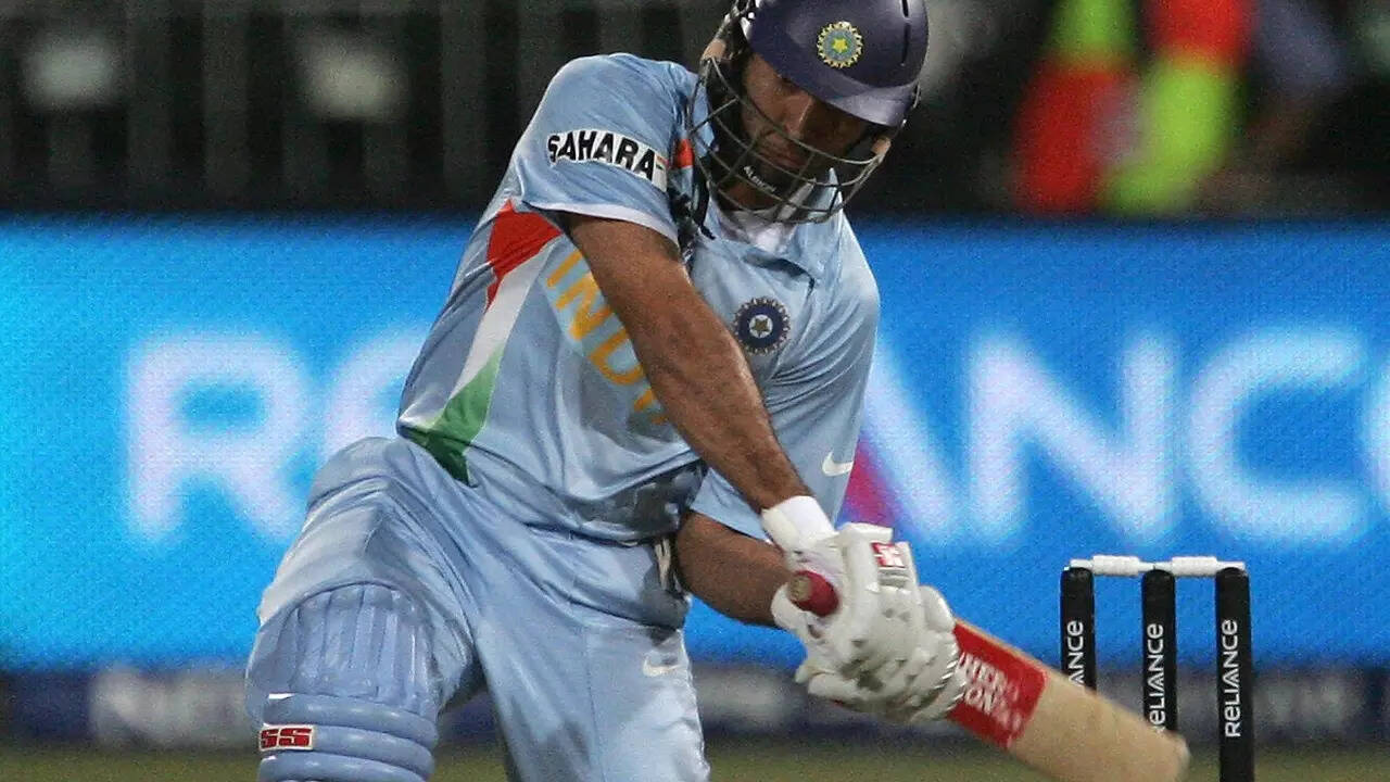 6 गेंदों में 6 छक्के