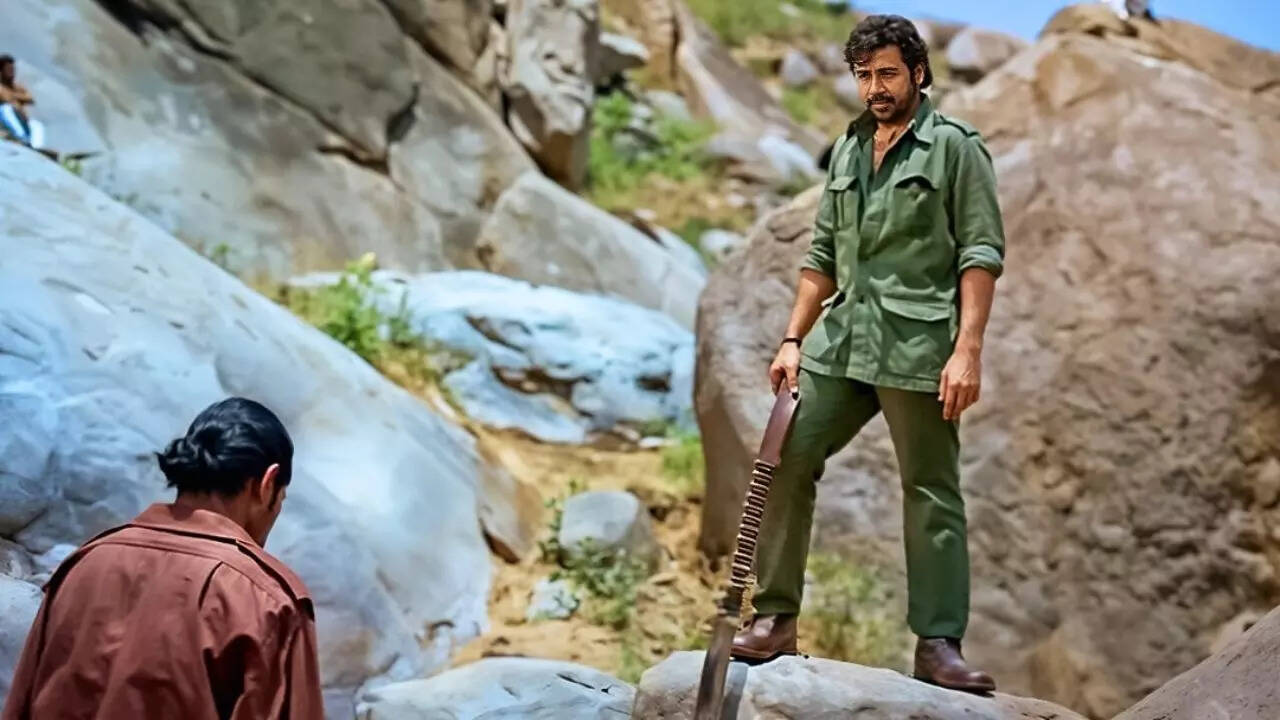 गब्बर के रोल में दिखें विधायक जी