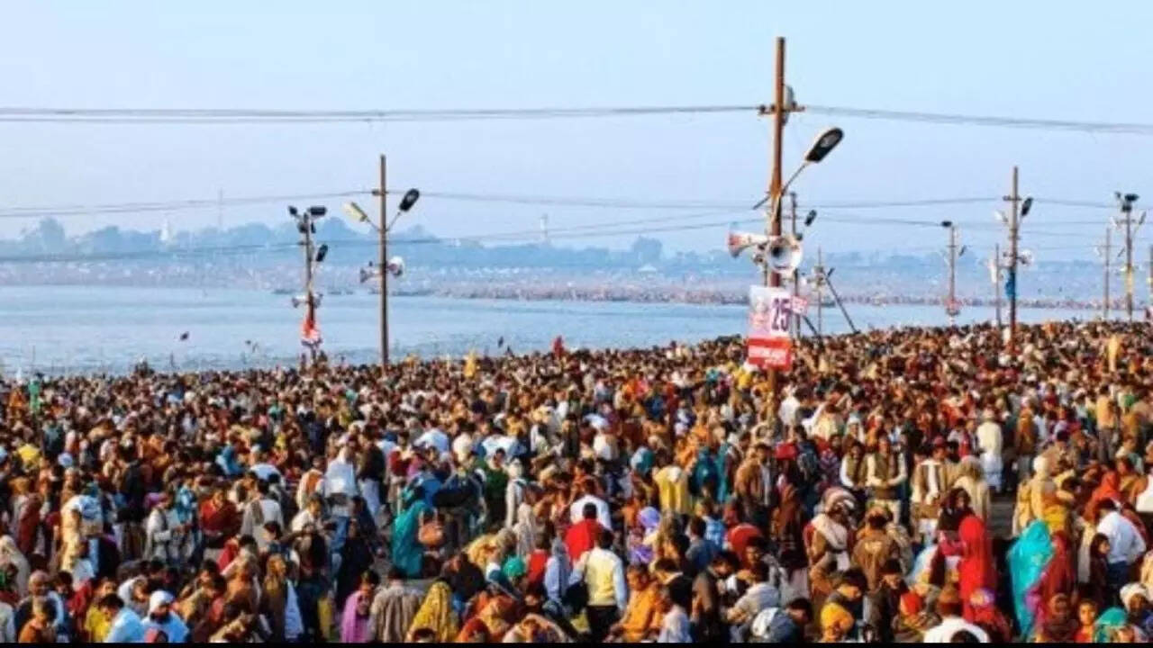 स्पेशल ट्रेन की व्यवस्था