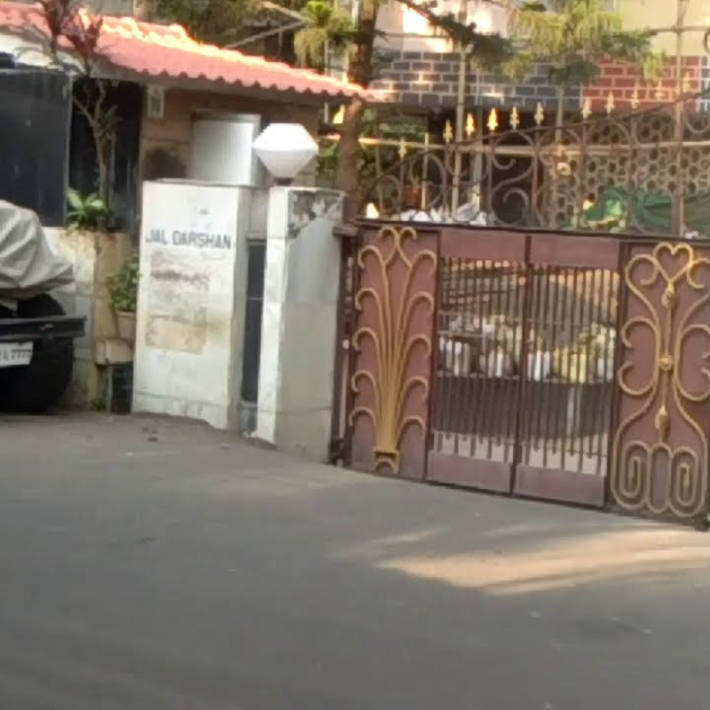 इतनी है गोविंदा की नेटवर्थ