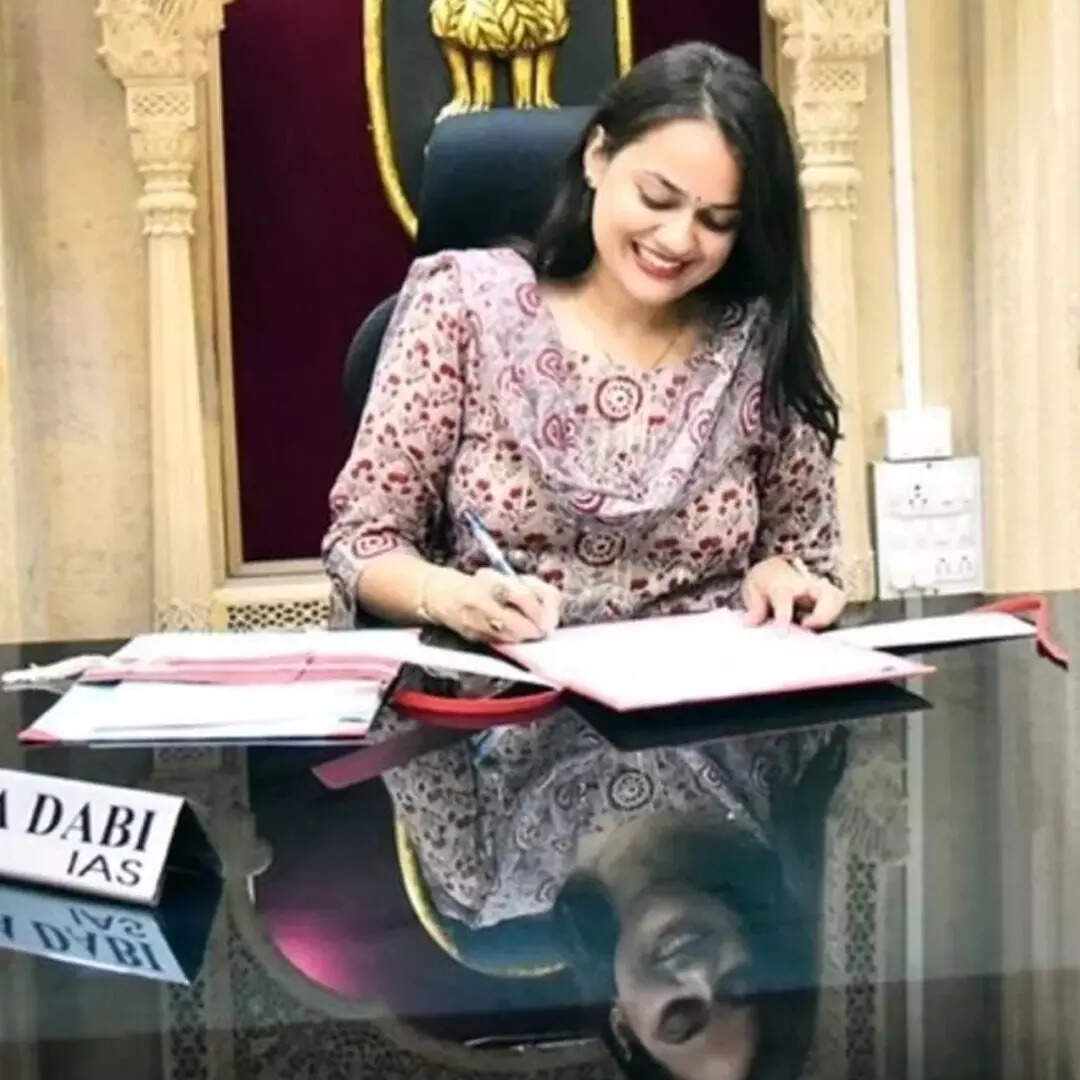 टीना डाबी के पूर्व पति