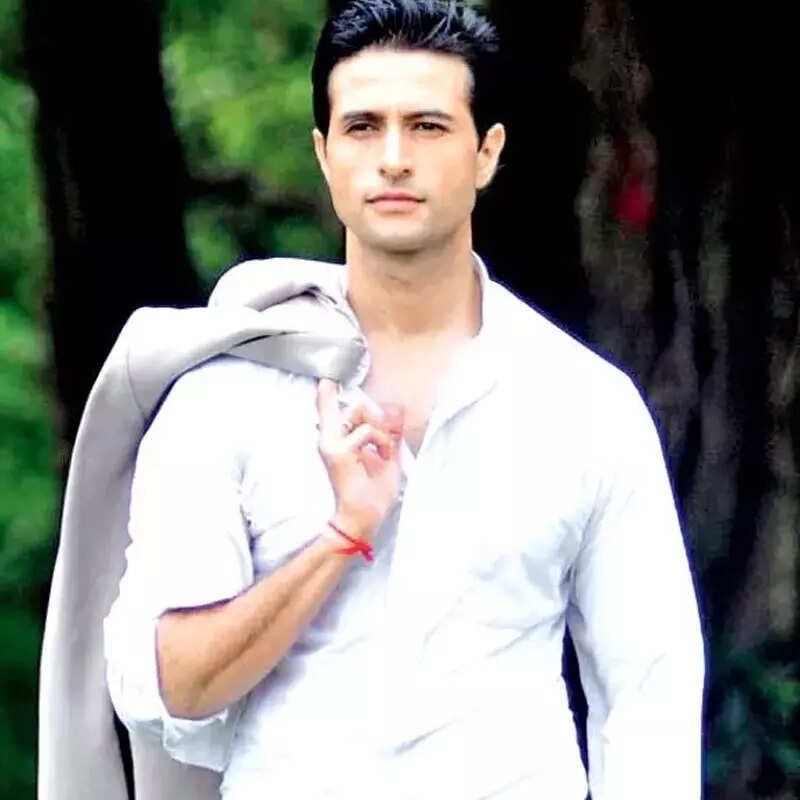 अपूर्वा अग्निहोत्री Apurva Agnihotri