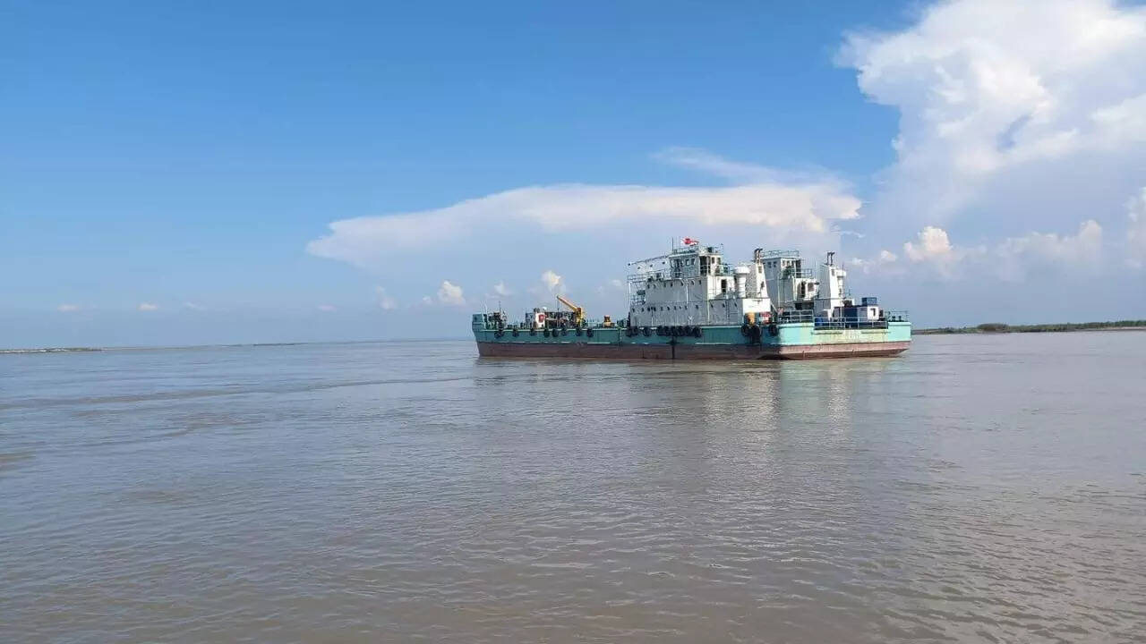 india longest waterway passes through three rivers 14 cities and 4 big ...
