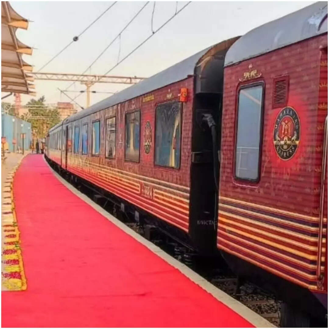 most expensive Train in India maharaja express full journey and ticket ...