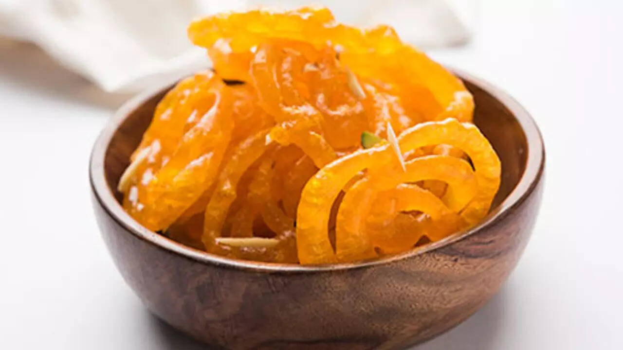 जल्बिया से अलग जलेबी