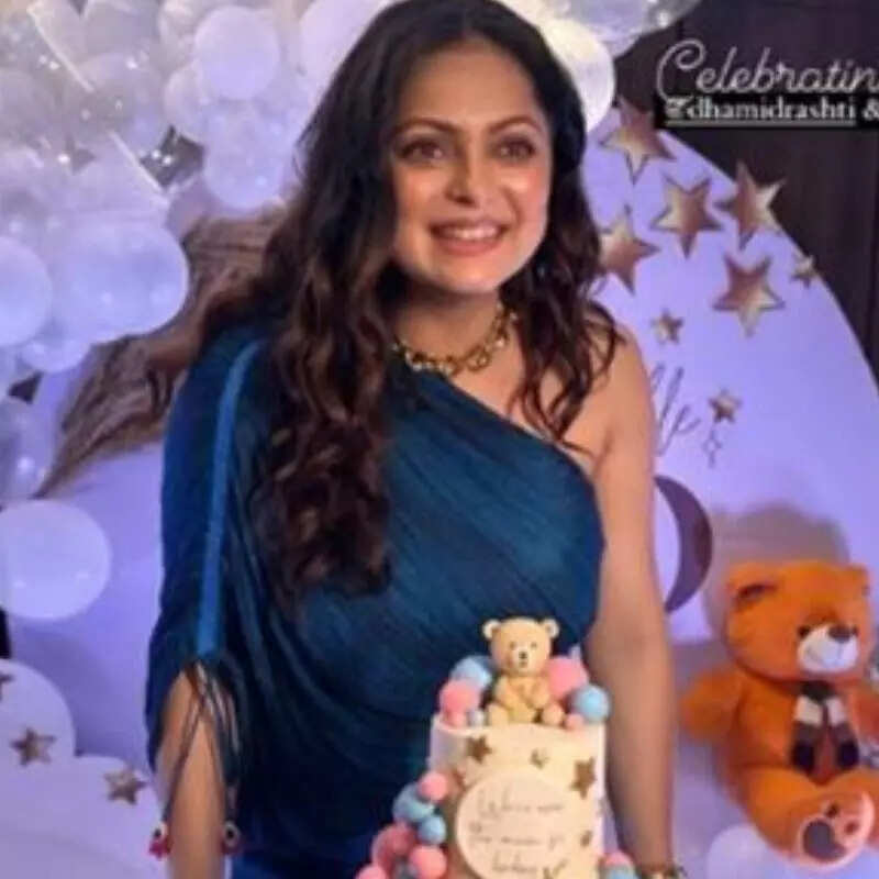 दृष्टि धामी ( Drishti Dhami) 