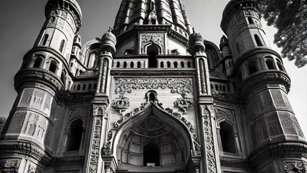 सतखंडा का शाब्दिक अर्थ