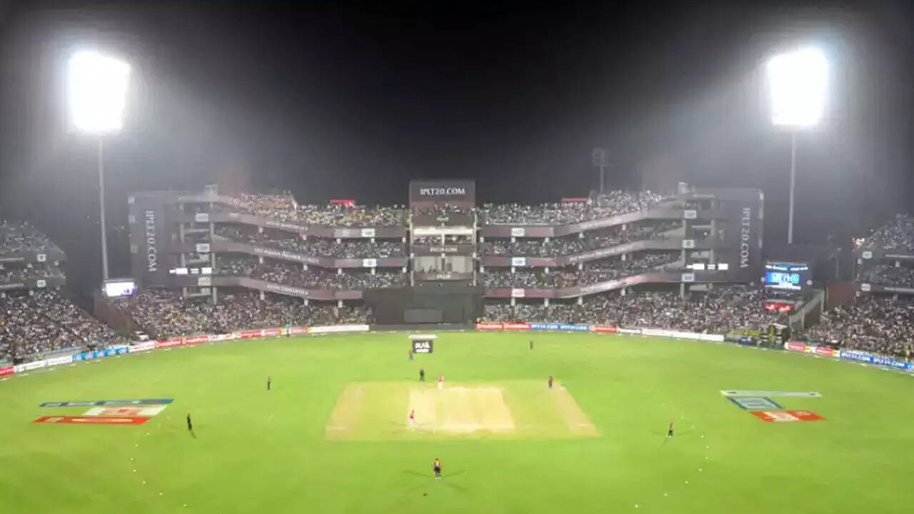 फिरोजशाह कोटला स्टेडियम