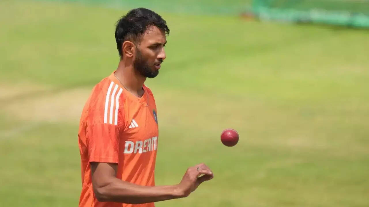 प्रसिद्ध कृष्णा का नाम चर्चा में