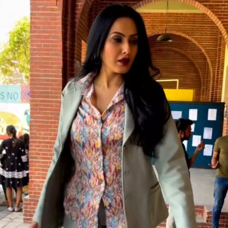 काम्या पंजाबी Kamya Punjabi