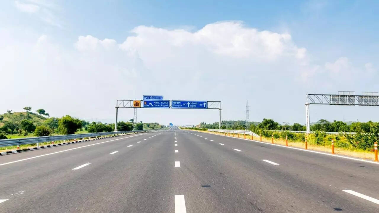 आंकड़ों का सोर्स
