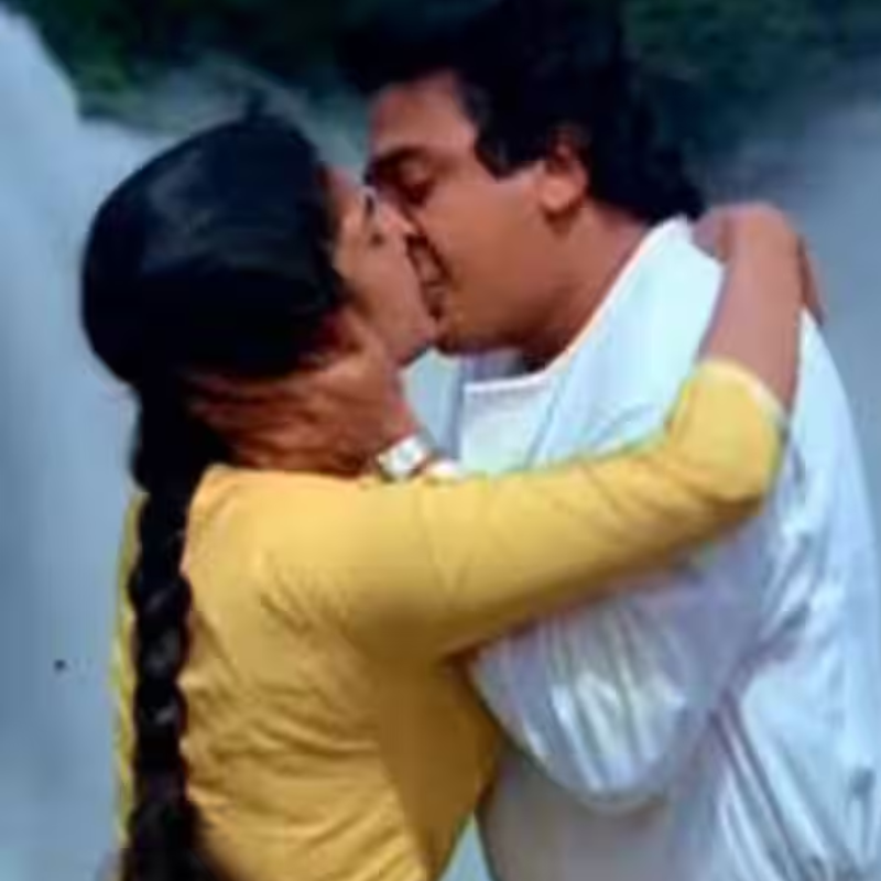 साउथ एक्ट्रेस रेखा