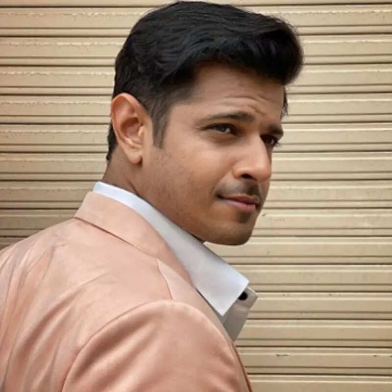 नील भट्ट Neil Bhatt