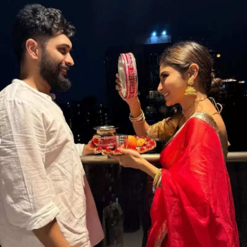 मौनी रॉय Mouni Roy