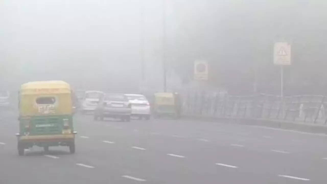 लोदी रोड इलाके में ठंड