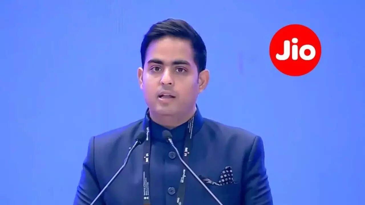 रिलायंस इंडस्ट्रीज के नॉन-एग्जेक्यूटिव डायरेक्टर