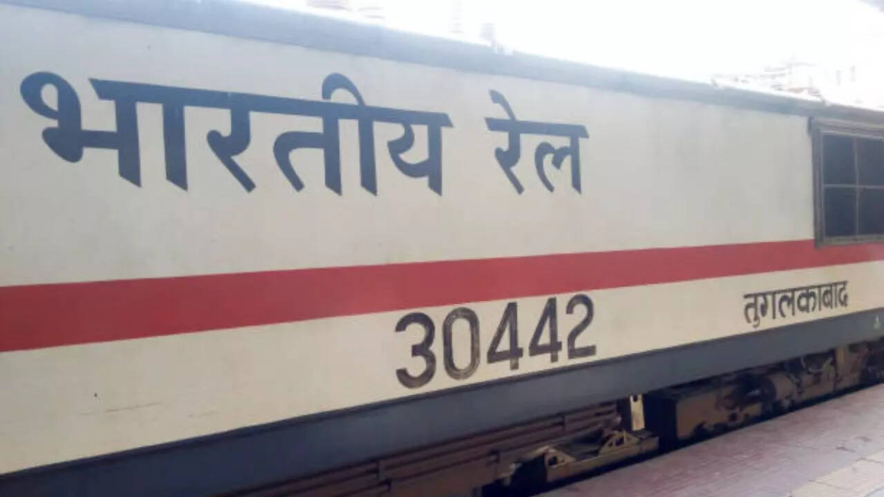 6. प्राइवेट ट्रेवल एजेंसियों से संपर्क करें