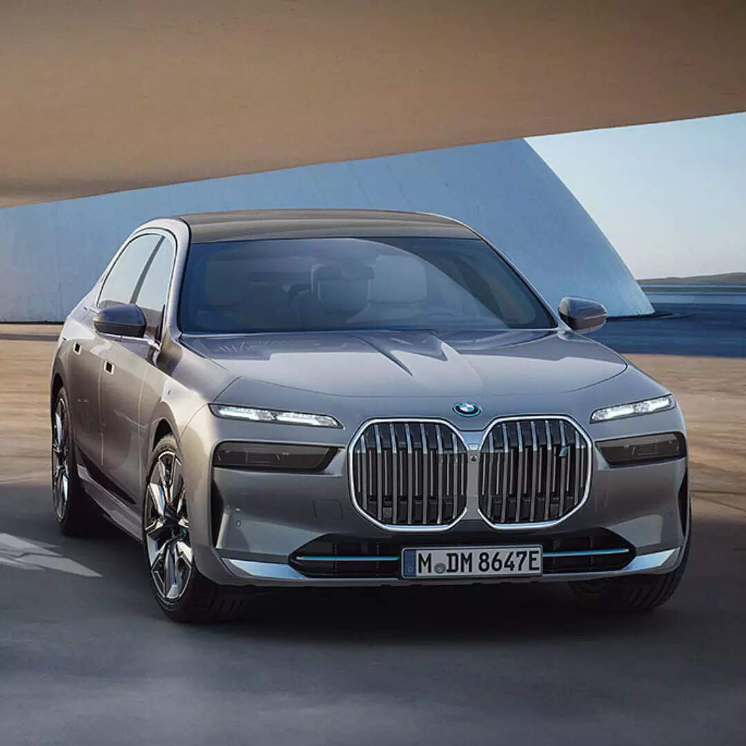 2 करोड़ से महंगी BMW
