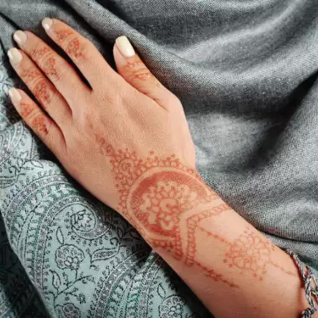मस्ट ट्राई