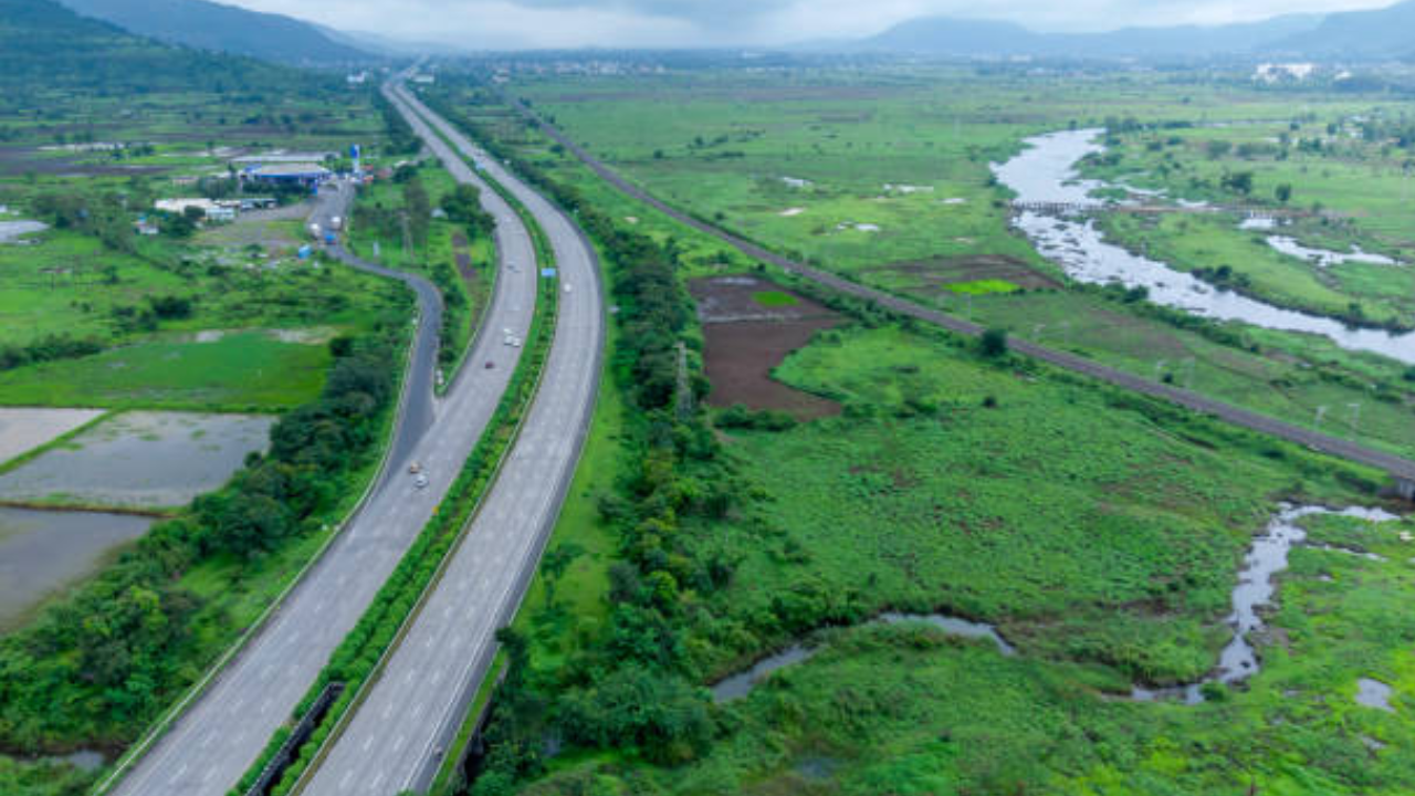 अंबाला और देहरादून से जुड़ेगा गोरखपुर