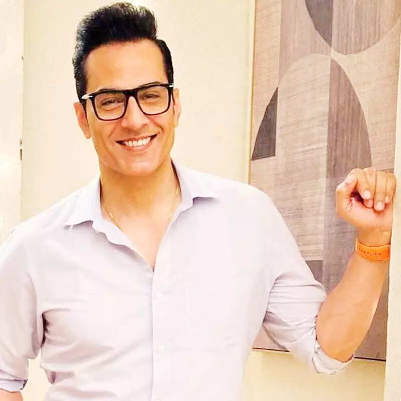 सुधांशु पांडे Sudhanshu Pandey