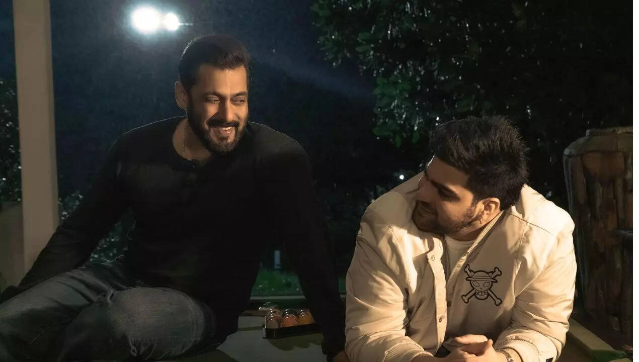 उनके पिता और सलमान खान हमेशा सगे भाइयों की तरह रहे हैं