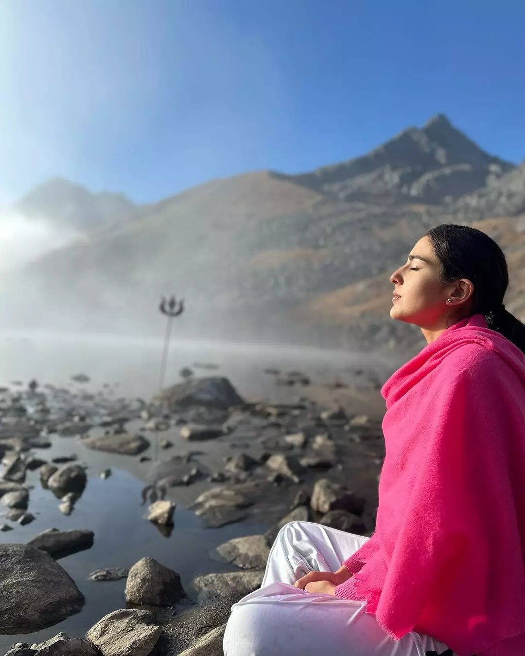 सारा को पसंद है शांति