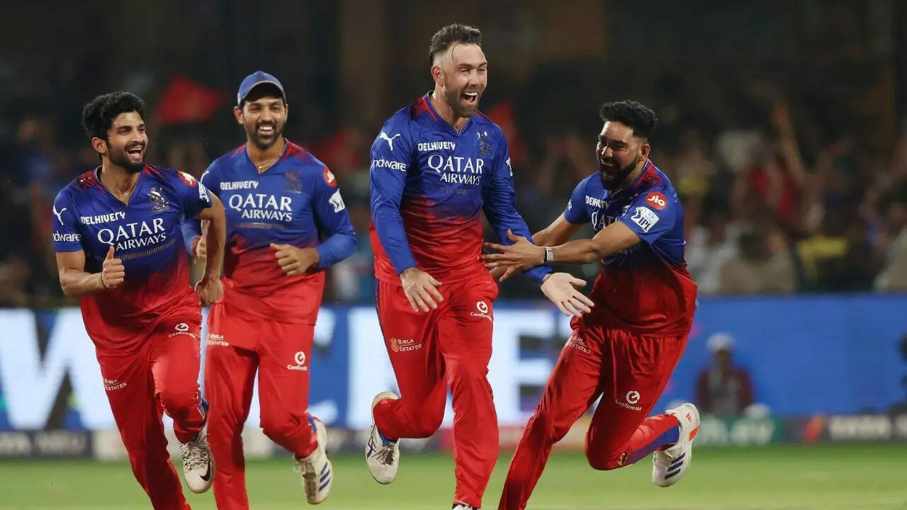 ग्लेन मैक्सवेल