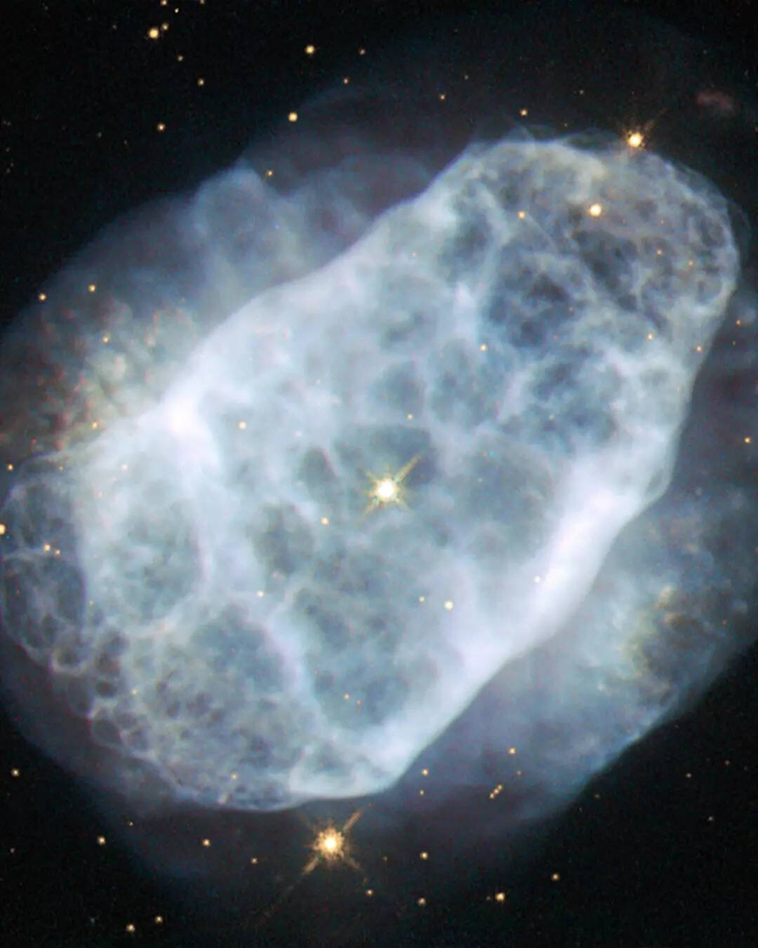 NGC 6153 ग्रहीय नेबुला