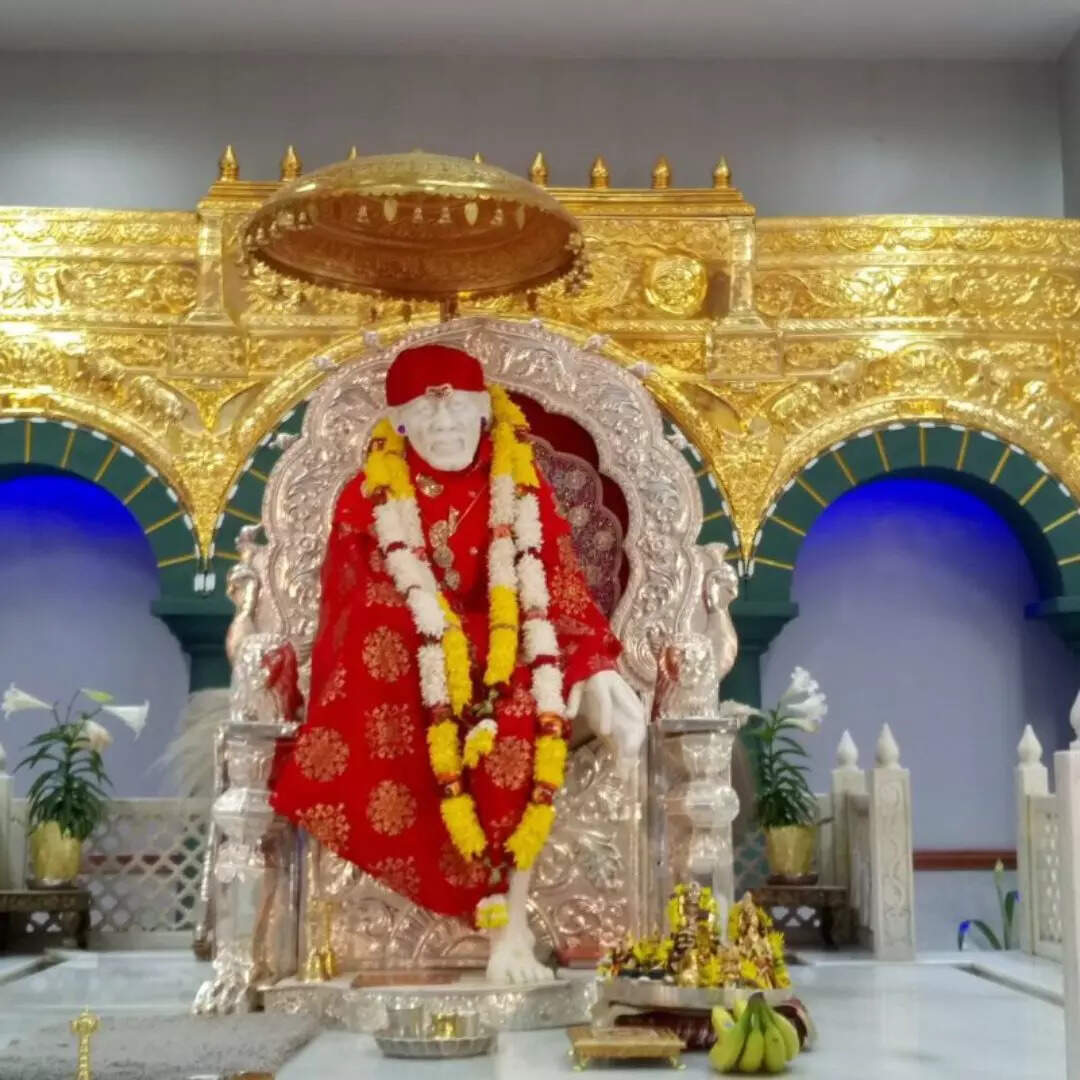 शिरडी साईं बाबा मंदिर