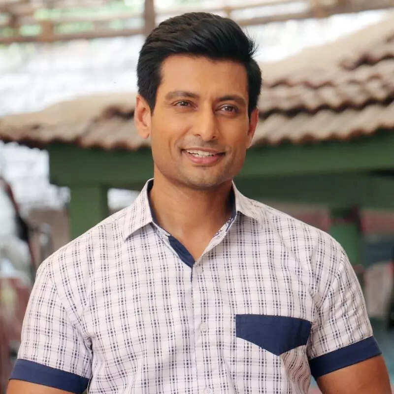 इंद्रनील सेनगुप्ता Indraneel Sengupta