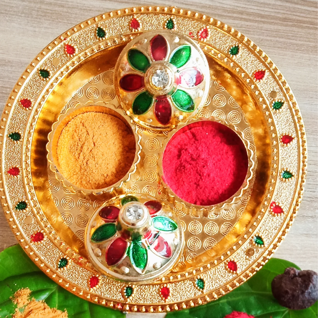 रोली और हल्दी