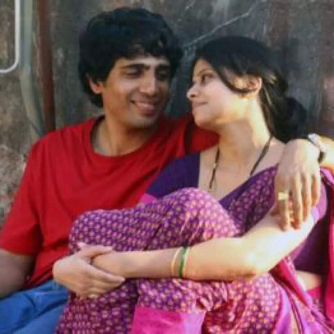 क्यों होता है शादीशुदा औरतों से प्यार