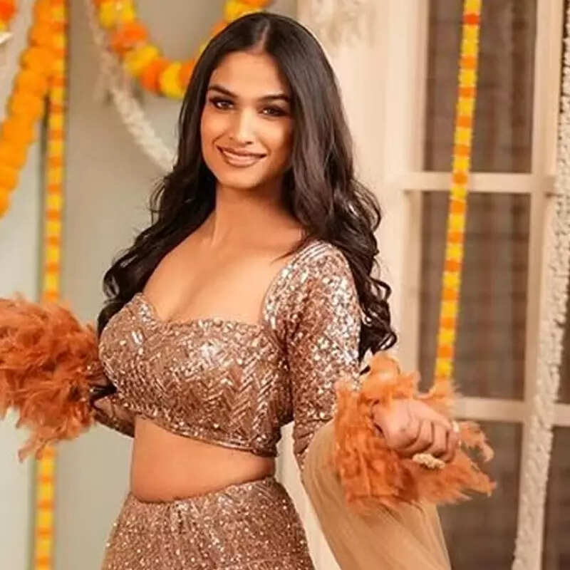 कशिश कपूर Kashish Kapoor