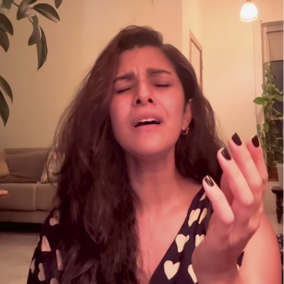 फिर छिड़ी रात बात फूलों की ...
