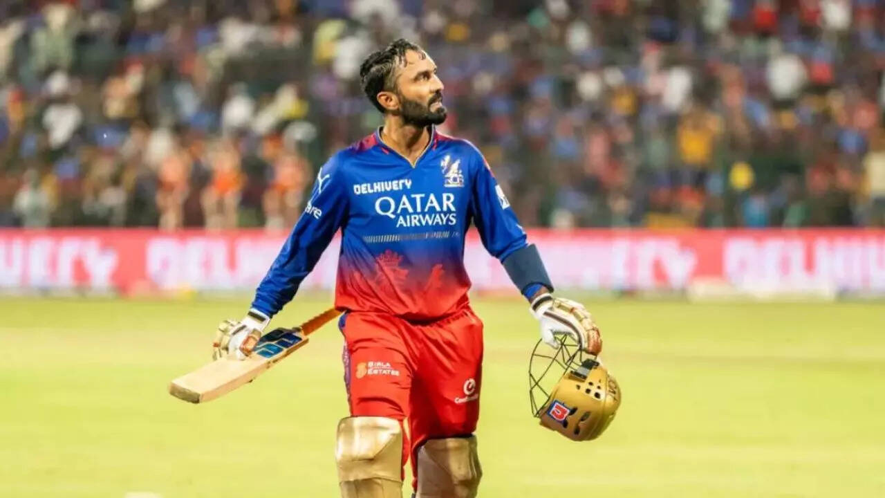 दिनेश कार्तिक हुए रिटायर