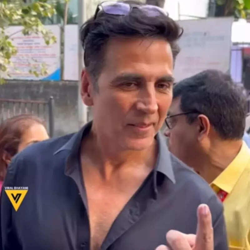 अक्षय कुमार ( Akshay Kumar) 