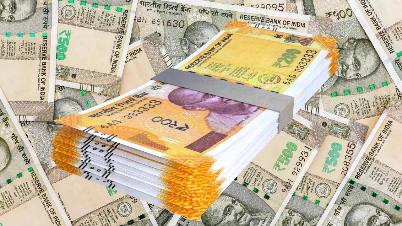 भारत के परोपकारियों ने 8783 करोड़ रुपये दिये दान