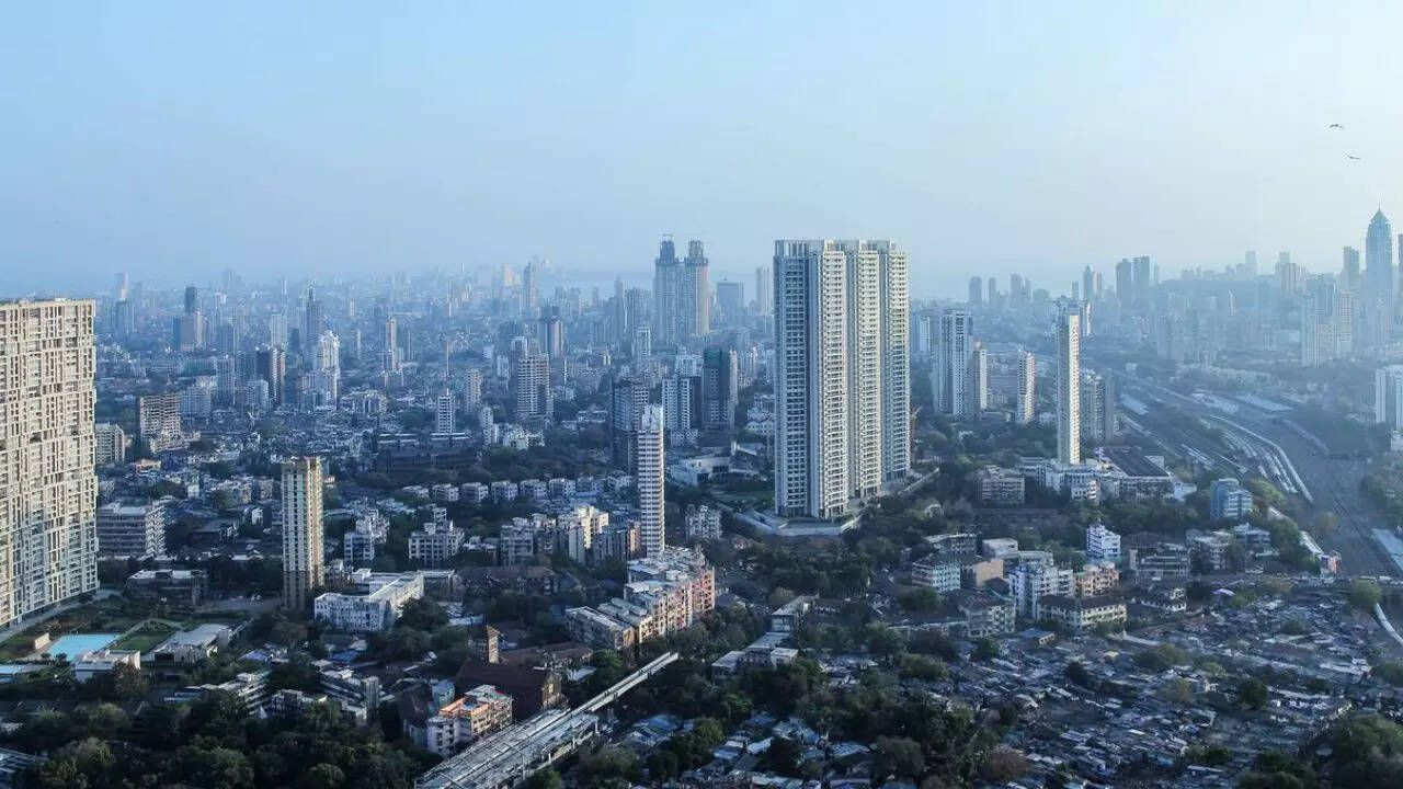 दलाल स्ट्रीट के नाम से ही फेमस