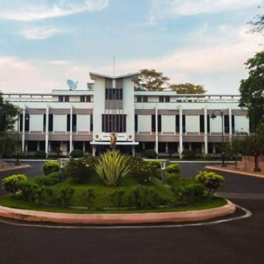 Best Engineering College in Maharashtra Which College Placement is ...