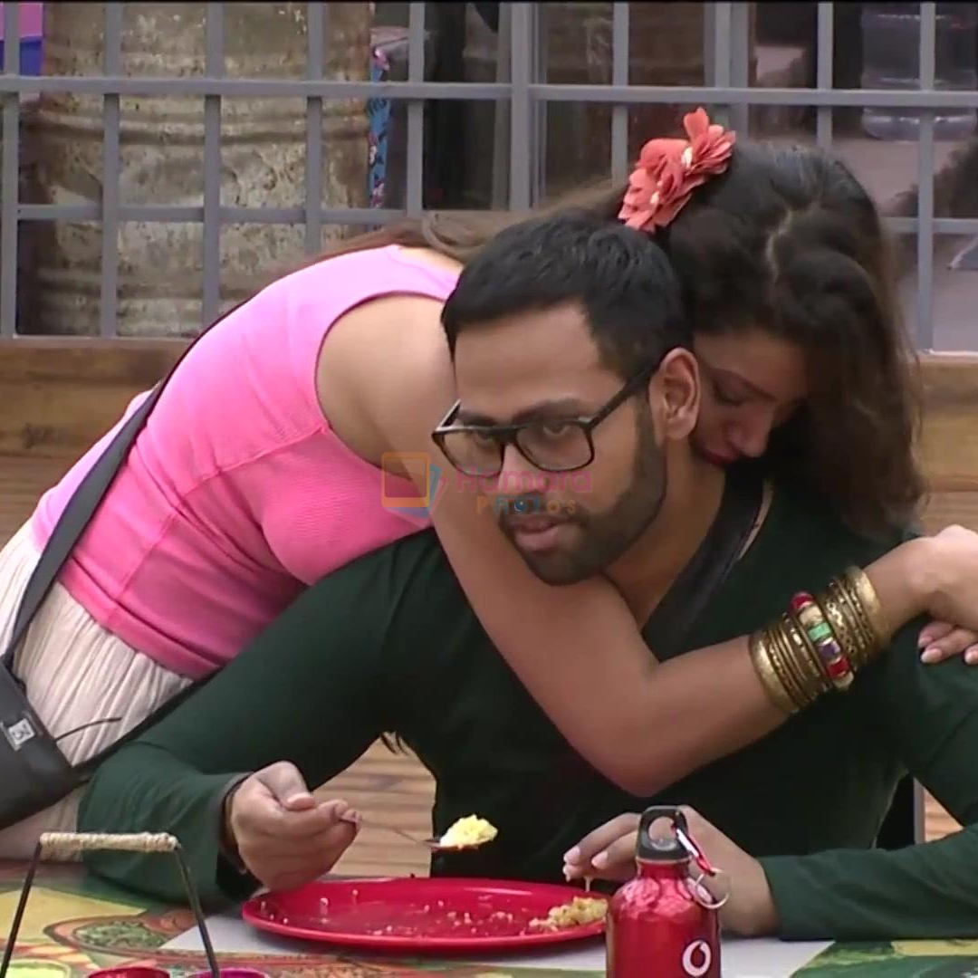 वीजे एंडी और गौहर खान VJ Andy and Gauhar Khan
