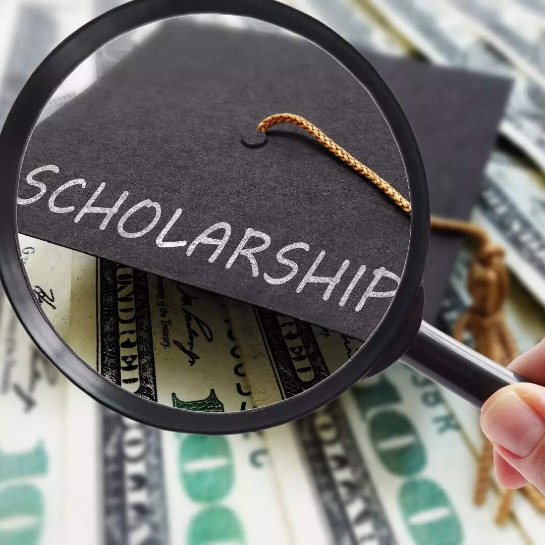 CBSE Single Girl Child Scholarship 2024 Apply Online